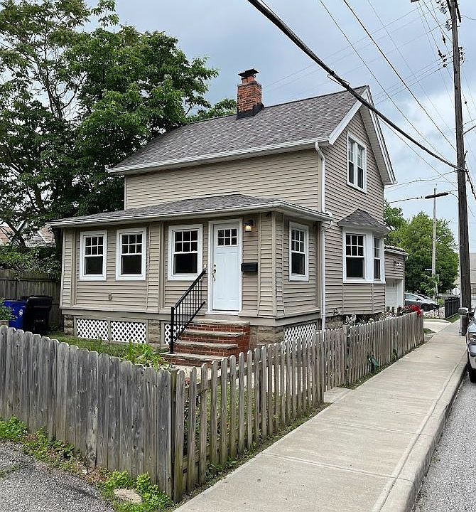 1st image of 2582 E 121st St