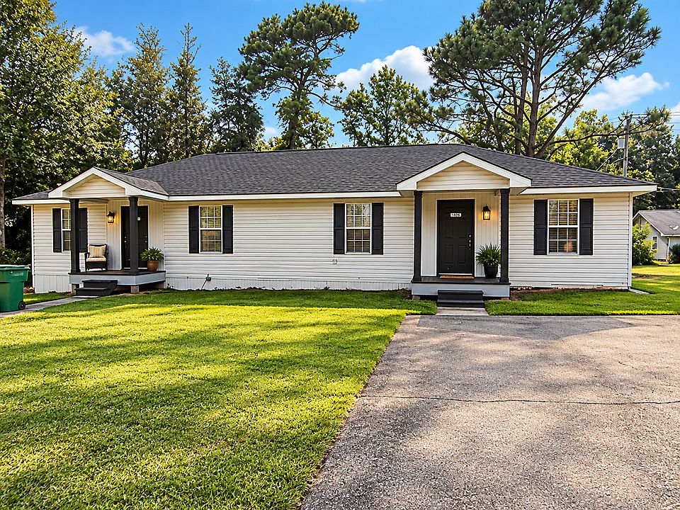 1st image of 631 Elks Lake Rd #2