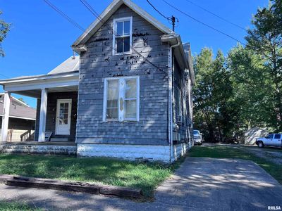 105 S Forest Ave, Carbondale, IL, 62901