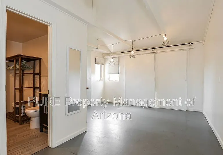 2925 N 15th Dr #CASITA — Photo 4