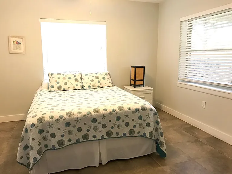 Queen room 3