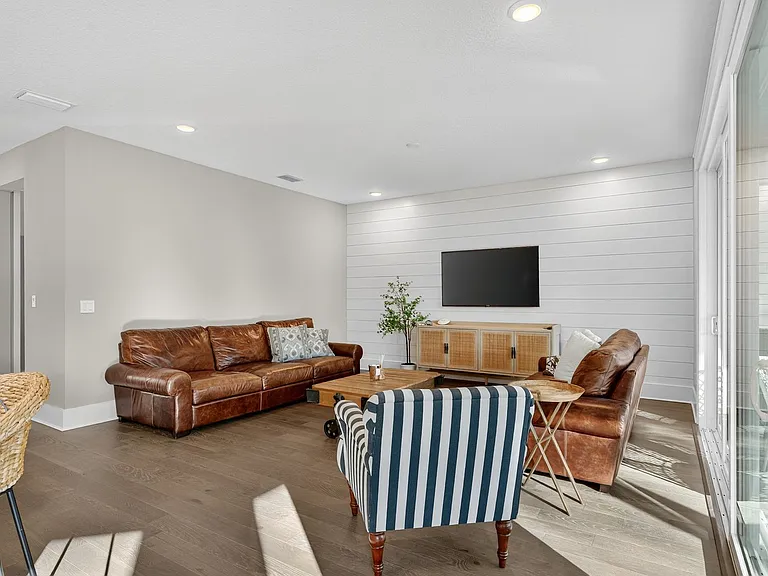 434 Settlers Landing Dr — Photo 16