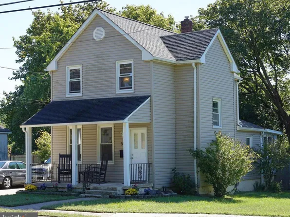 518 Ashland Ave, Magnolia, NJ 08049