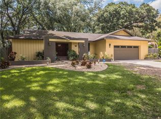 6607 Glencoe Dr, Temple Terrace, FL 33617