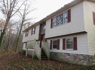 36 Woodland Dr, Nottingham, PA 19362