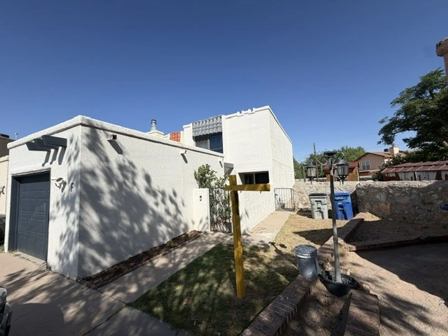 191 Mulberry Ave. Apt F — Photo 1