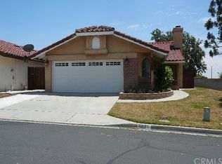 2881 Park Haven Dr, Rialto, CA 92376