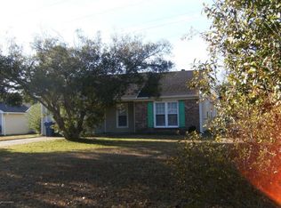 209 Wedgewood Dr, Jacksonville, NC 28546