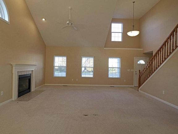 3rd image of 8129 Reynoldswood Dr