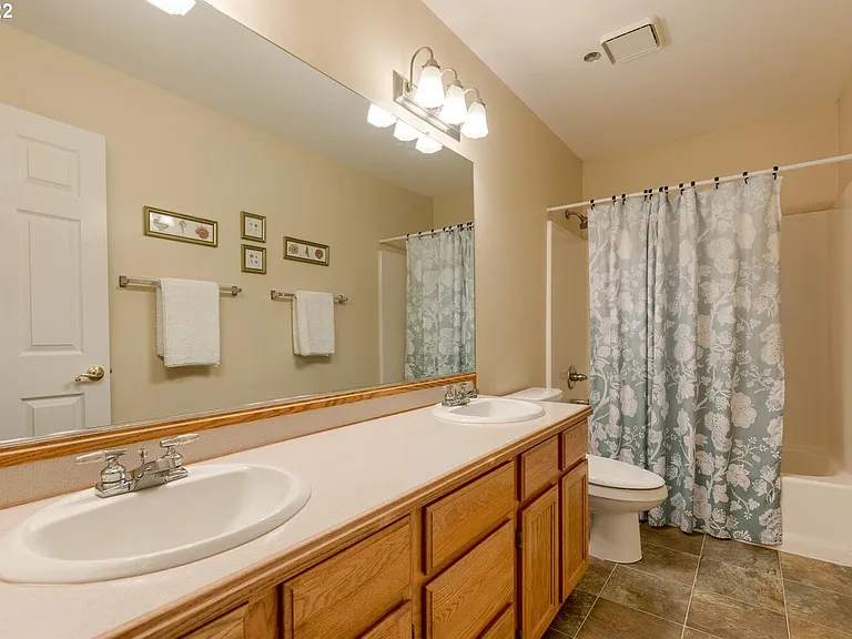 Second bathroom upstairs