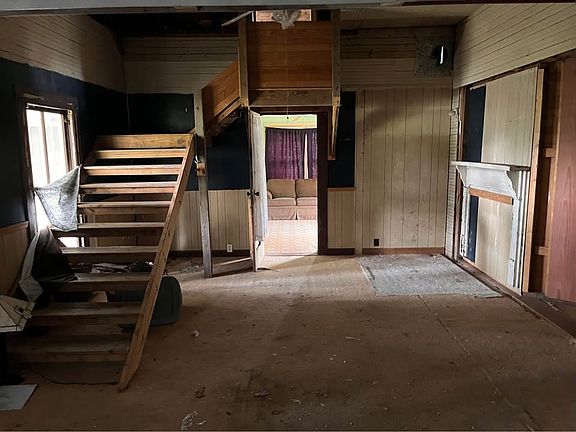 4th image of 771 Harding Rd