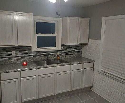 4th image of 6735 Huron Ave