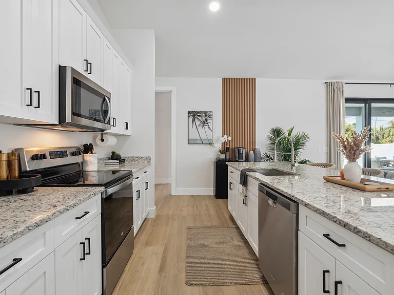 23080 W El Dorado Ave — Photo 7