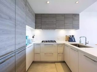 7358 Edmonds St #501, Burnaby, BC V3N1B3