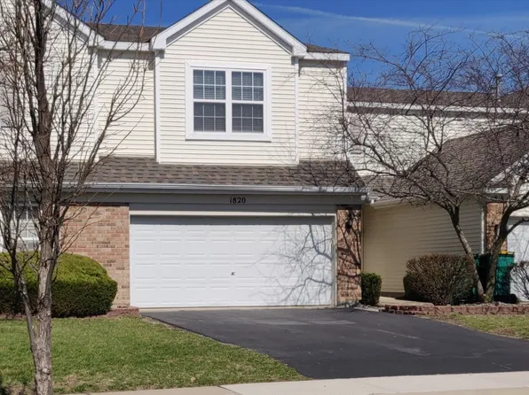 1820 Parkside Dr, Shorewood, IL 60404