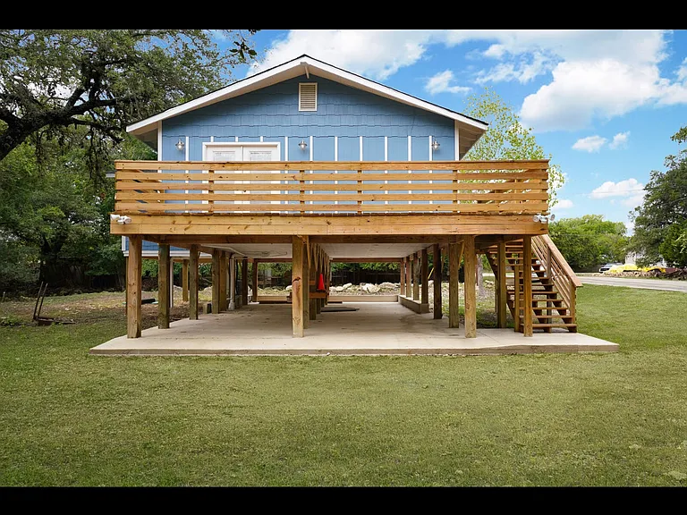 504 Twin Elm Dr — Photo 1