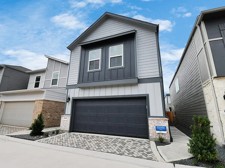 8408 Rising Stream Dr — Photo 39