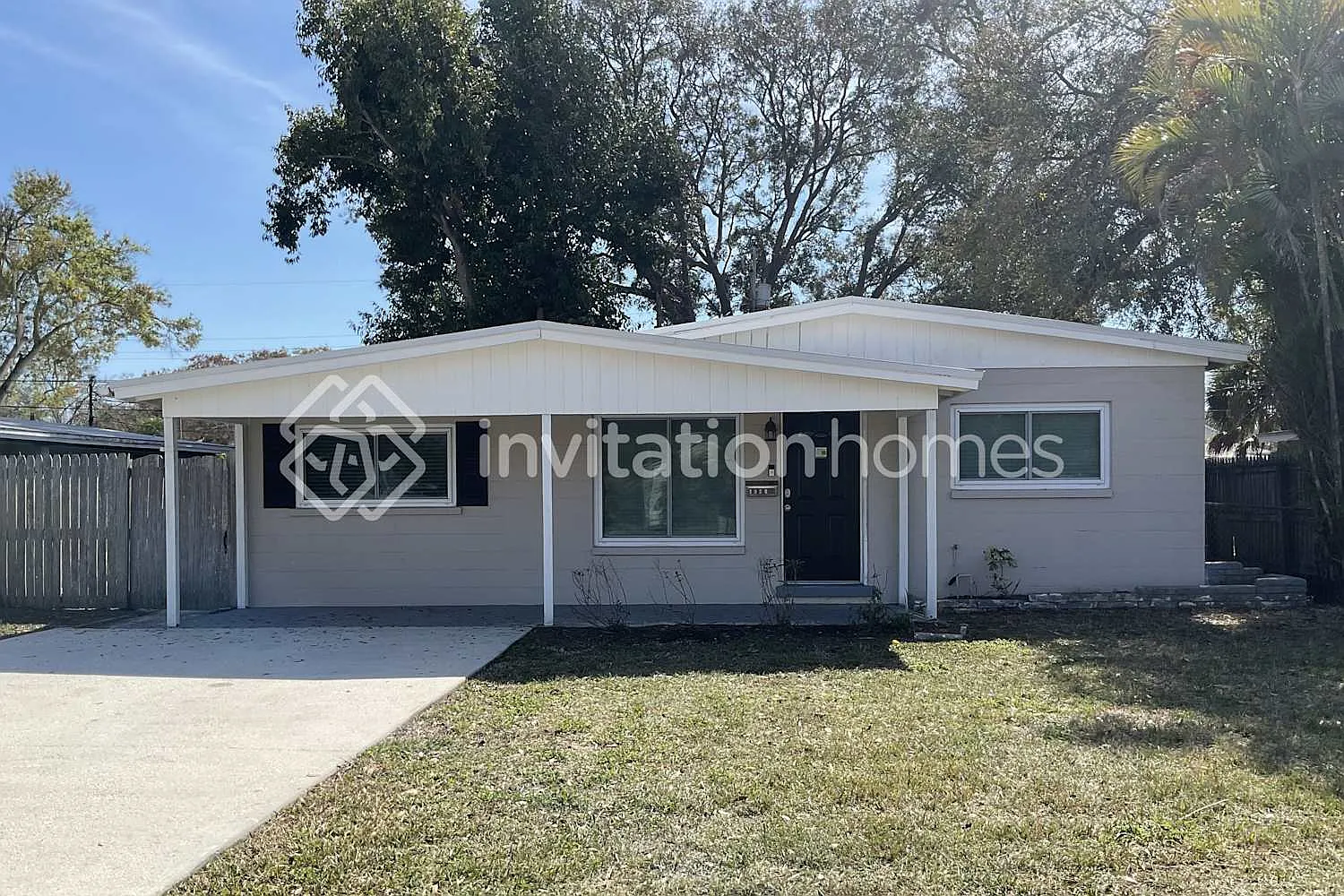 1320 54Th Ave N St. Petersburg, FL 33703 — Photo 1