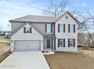 3529 Crimson Cir, Maryville, TN 37801