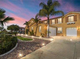 820 Creekside Dr, Redlands, CA 92373
