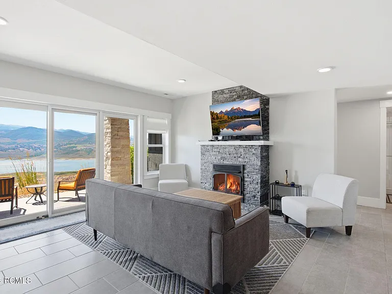 11293 N Shoreline Dr — Photo 29