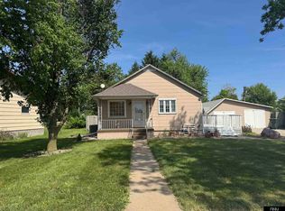 120 E Vine St, Weston, NE 68070