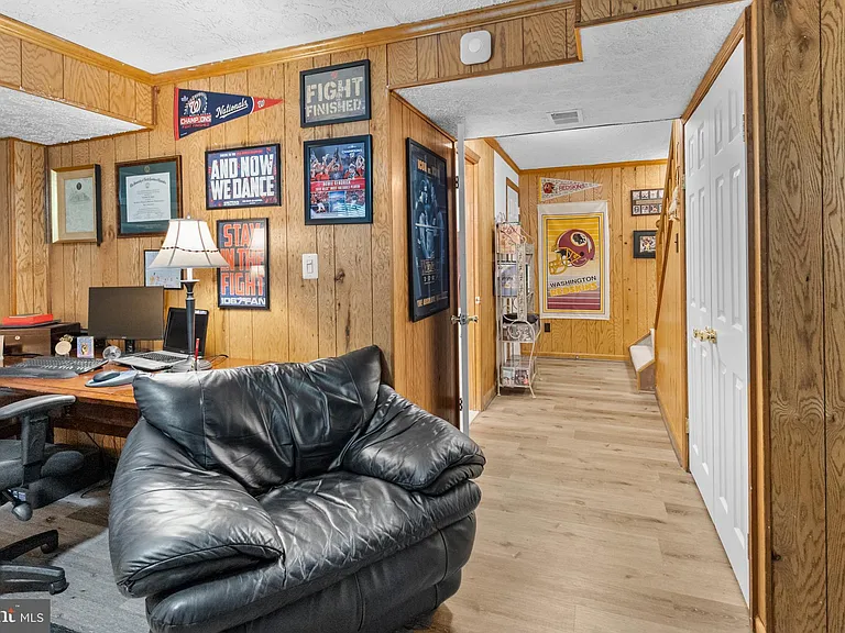 8113 Loving Forest Ct — Photo 40