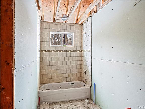 5th image of 31 Valentine Road