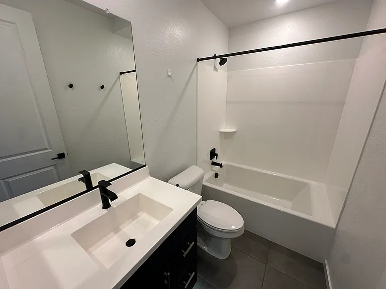 21357 E Macaw Dr — Photo 32