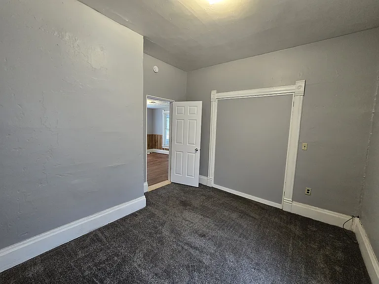 232 Center St — Photo 10