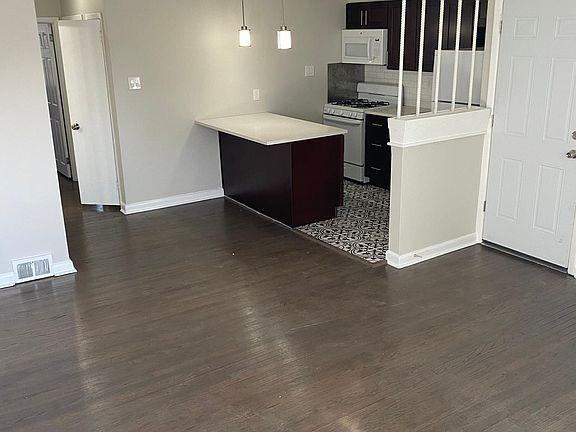 3rd image of 7257 Haverford Ave #2B