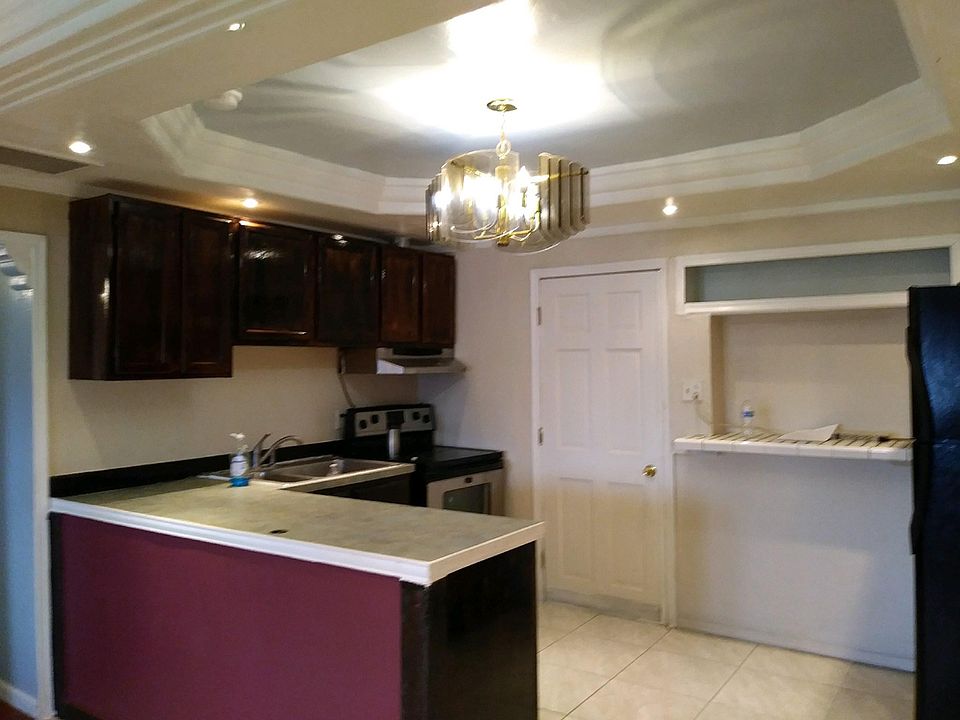 1st image of 3049 W Butler Dr