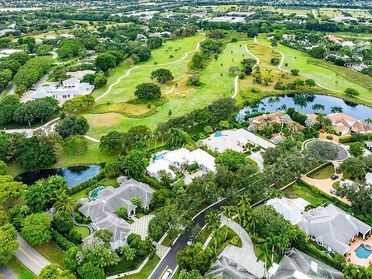 2540 Fairway Island Dr — Photo 49
