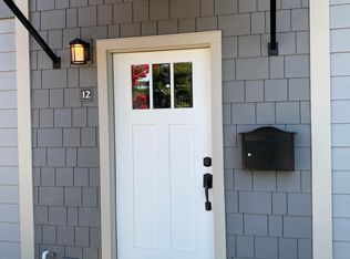 100 Oak Rim Way APT 12, Los Gatos, CA 95032