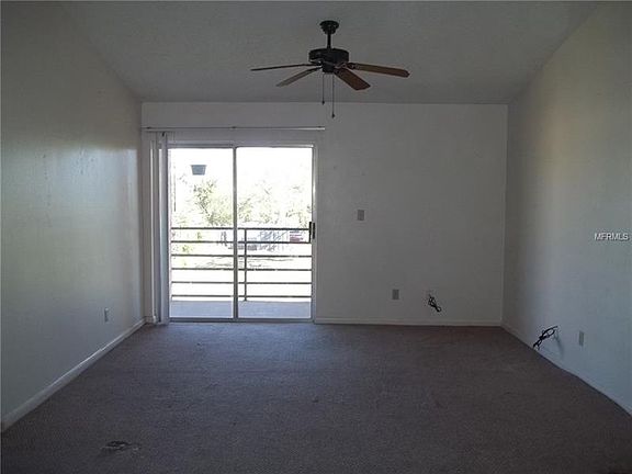 4th image of 5207 Via Hacienda Cir Unit B201