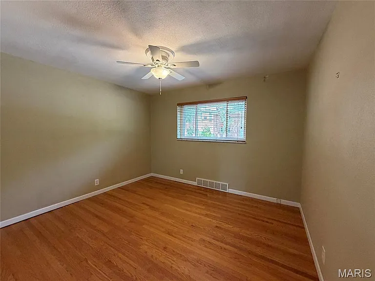 221 Monclay Ct #1N — Photo 10