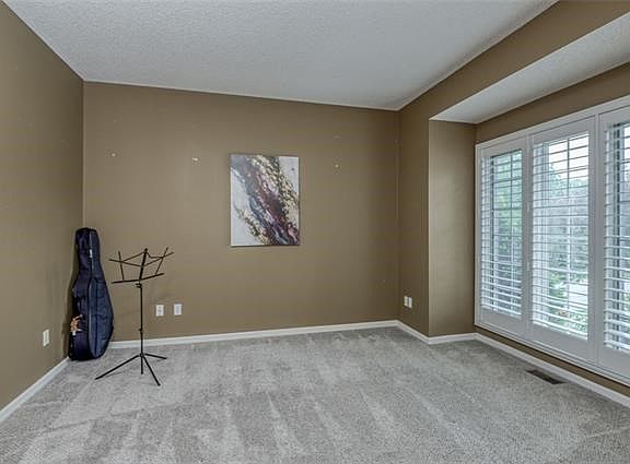 2nd image of 9533 Falcon Ridge Dr