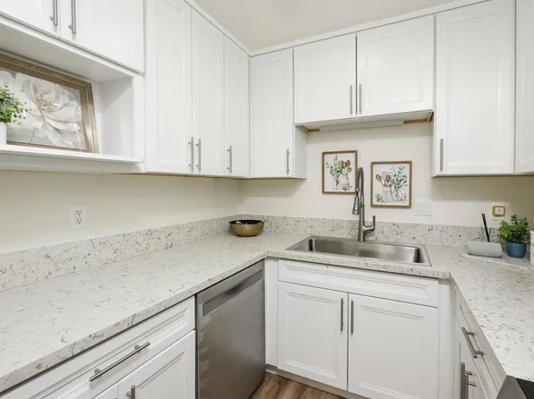 6816 Camphor Ln, San Diego, CA 92139