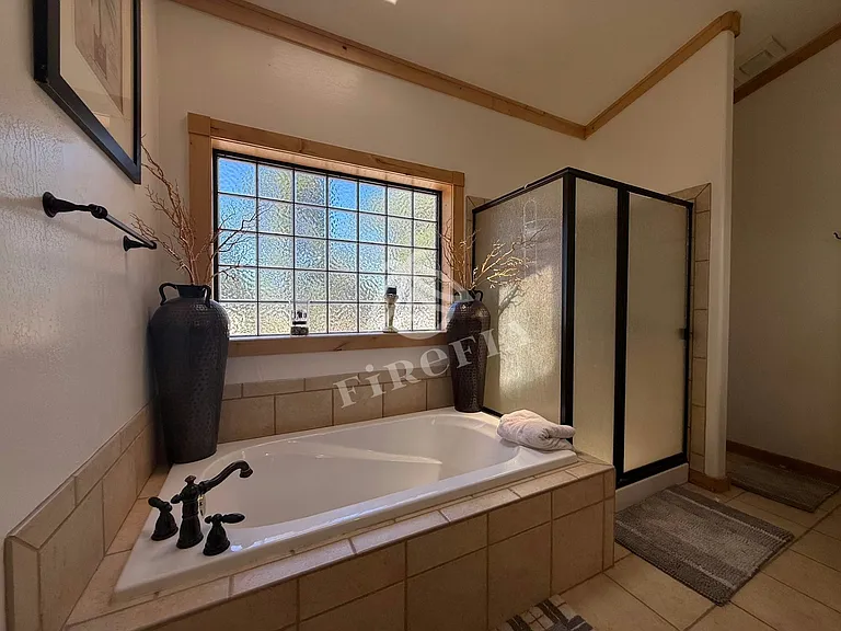 1847 Solomon Cir — Photo 10
