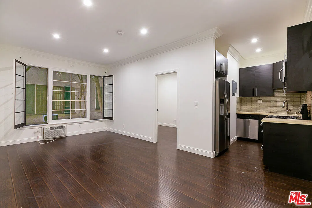 1 bed, 1.0 bath, 600 sqft, $2,350 — Photo 1