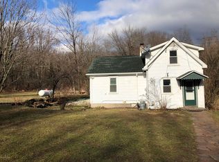 129 Pelak Rd, Tannersville, PA 18372
