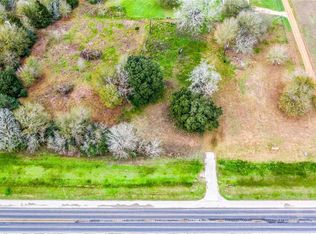 3043 Ferguson Ln, Brenham, TX 77833