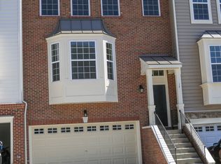 17 Coulter Ln, Stafford, VA 22554