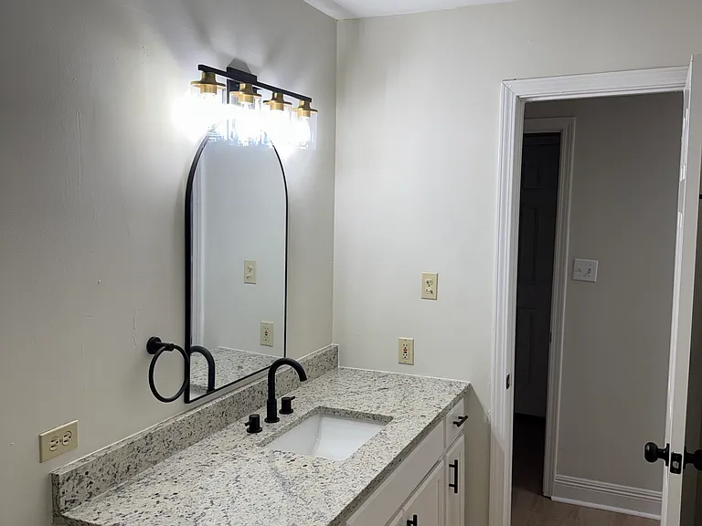 112 Oak Dr — Photo 22
