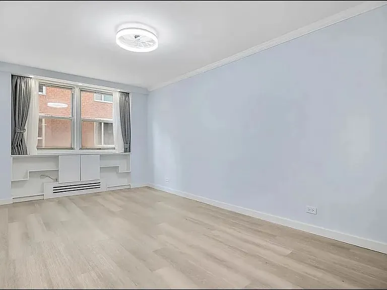 215 E 80th St #9G — Photo 15