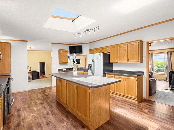 5th image of 1757 Cedarview DRIVE