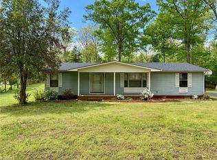 4892 Poplar Ridge Rd, Trinity, NC 27370