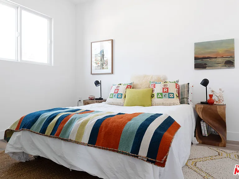 2512 Berkeley Ave — Photo 37