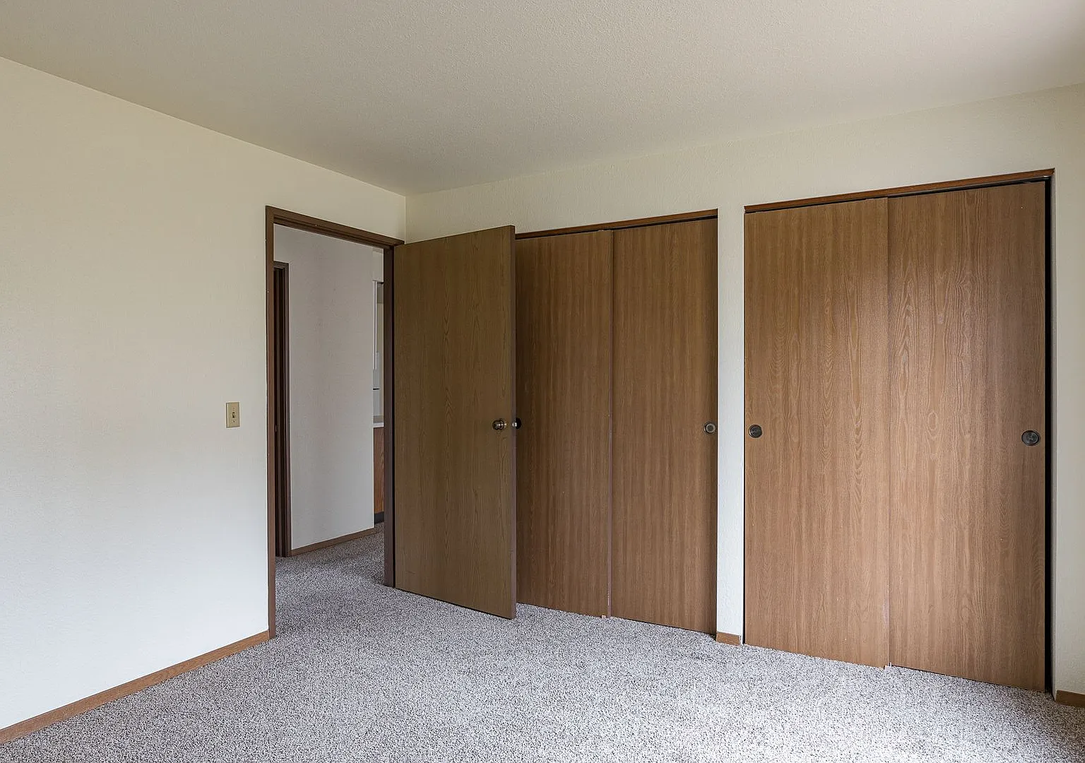 Westridge Apartments — Photo 2
