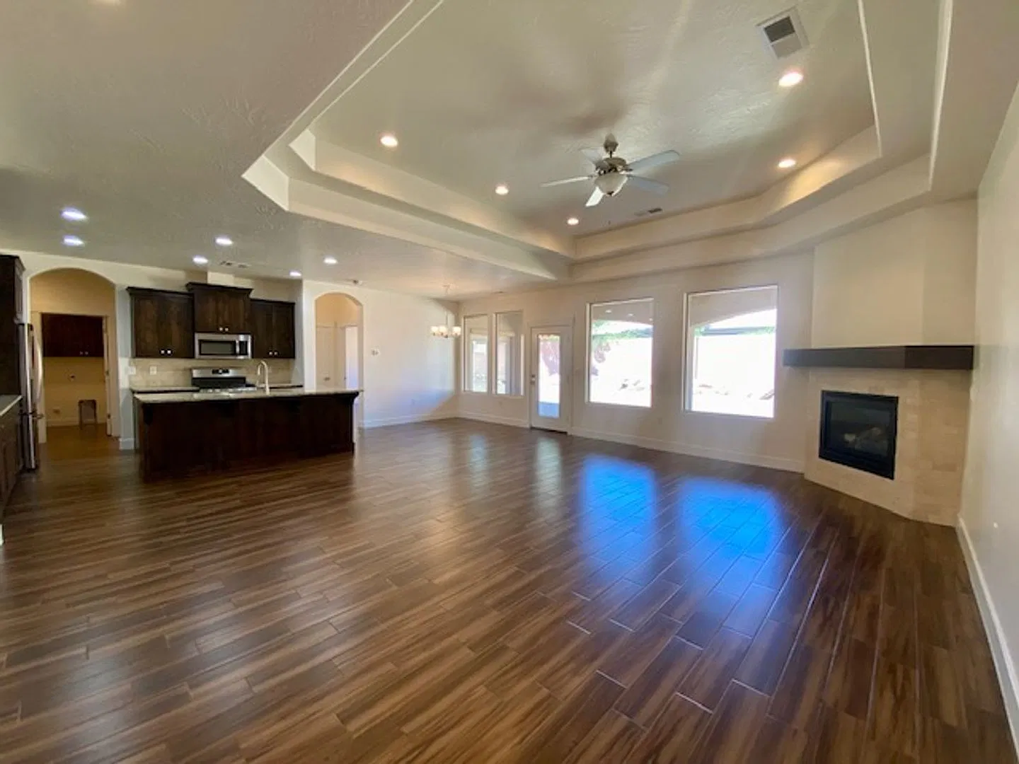 Spacious Home For Rent! — Photo 2